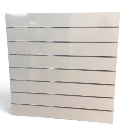PANEL RANURADO BLANCO CON ALUMINIOS